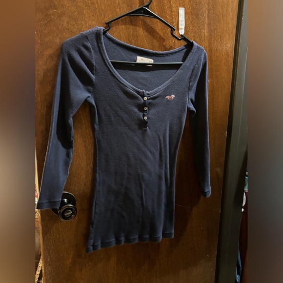 Hollister Tops - Hollister blue half sleeve woman’s top. Size S